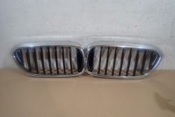 решетка радиатора правая левая BMW 5 V G30 G31