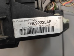 CHEROKEE LIBERTY KK 2.8 NITRO блок предохранителей 04692235AE