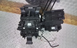 YARIS CROSS радиатор отопителя 87050-K0060 комплект.