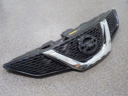 решетка радиатора nissan QASHQAI II J11 2013-2017