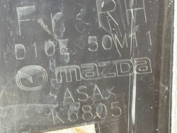 молдинг двери правая перед mazda CX3