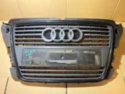 Audi A3 8P РЕСТАЙЛИНГ решетка радиатора 8P0853651H