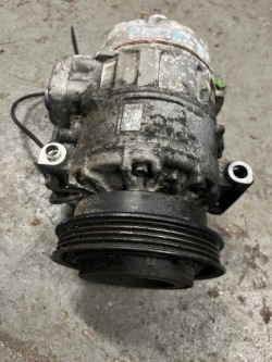 Компрессор кондиционера vw PASSAT B5 FL 1.9 tdi 8D0260808