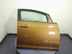 opel Astra J рестайлинг 5D дверь передняя правая Z41V