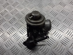 клапан EGR vw Golf IV 1.9 tdi 038131501E