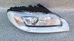 volvo V70 XC70 рестайлинг - фара правая ксенон led