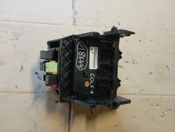 vw GOLF PLUS + блок предохранителей 1K0937086R