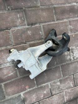 лапа подушка Двигателя Honda Accord VIII 2.0 16V R20A3