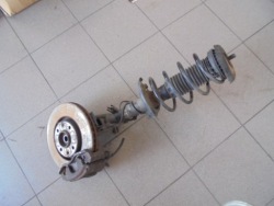 поворотный кулак, цапфа правая CITROEN C3 II 1.6 b 2010R