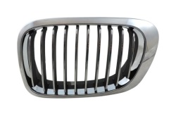 решетка радиатора левая BMW 3 (E46) '98-'01 хром 200805-3