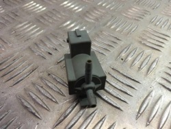 BMW OE 7516375 клапан давления