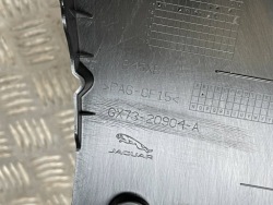 молдинг декоративная передних правый jaguar XE (X760) GX7320904A