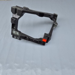 очкарик крепление фары NEW Range Rover Sport L461 2023- LR167068