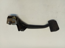 volvo V60 II педаль тормоза 31489736