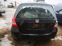 Honda JAZZ стартер 2002 1.4л