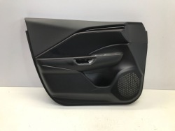 lexus LBX 2024 дверные карты передний левый передних 67612-X1011