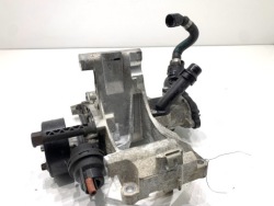 водяной насос BMW G30 8593269