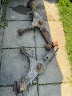 Поворотные кулаки зад vw T6