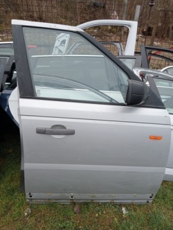 дверь правая передняя Range Rover Sport L320