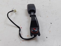 2010 Chevrolet SPARK крепление ремня переднего на