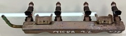 nissan MICRA K12 1.2 03 r топливная рейка