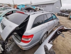 mercedes-benz петля передних Двери - Передний 2009 2.1л