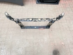 Audi A6 C8 2.0 tdi 150KW 2022 r передняя панель радиатора (телевизор) 4K0805594