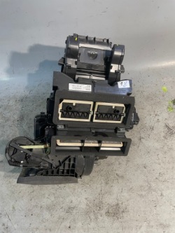 volvo XC60 радиатор отопителя P31291277 6G9N-19B555-ES 6G9N-18B539-AA