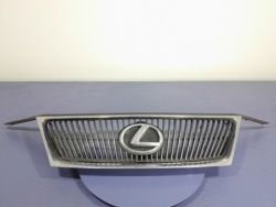 lexus IS II решетка радиатора 53101-53050
