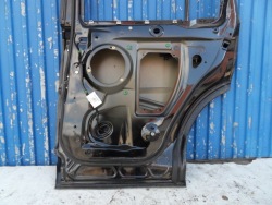 LAND ROVER Freelander II 2 L359 06-11 дверь задняя правая LRC921
