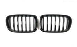 BMW X3 F25 10-14 решетки ноздри черные глянец (л+r)