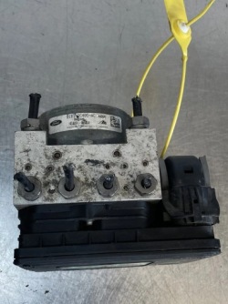 насос ABS FORD Fiesta MK7 D1B1-2C405-AC D1B1-2C013-BA