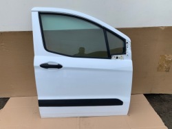 дверь правая передняя FORD TRANSIT 2018 Комплектная