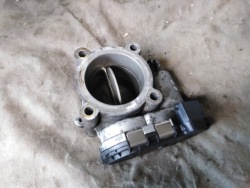 MERCEDES r W251 W164 ДРОССЕЛЬНАЯ ЗАСЛОНКА 3,0 CDI 642