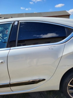 CITROEN DS4 дверь левая 2011 белый жемчуг в Цвет
