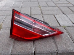Audi A1 82A 18- 82A945075 фонарь левый