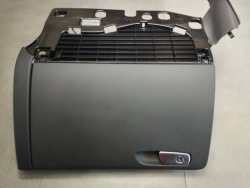 Audi A5 SPORTBACK 8T бардачок пассажира 8K1857035F