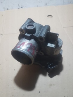 renault nissan 2,0 ДРОССЕЛЬНАЯ ЗАСЛОНКА 8200987453