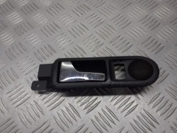 ручка двери левая внутренняя vw PASSAT B5 FL 2.0 tdi 3B0839113