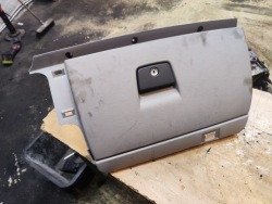volvo S40 II V50 бардачок пассажира европа