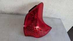 фонарь правый peugeot 3008 и 1 9683460780