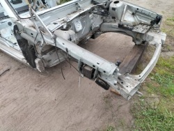 четверть лонжерон правый передний volvo C70 и 426-26