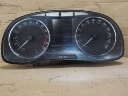 SKODA FABIA 5J спидометр 5J0920811B