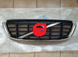 volvo XC60 и 2009 - 2012 решетка радиатора хром