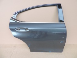 mazda CX3 2015 2016 правая задняя дверь