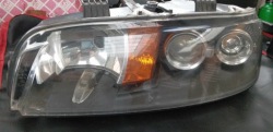 FIAT PUNTO II 2 фара левая valeo линза 89100449