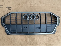 Audi Q3 83A решетка перед