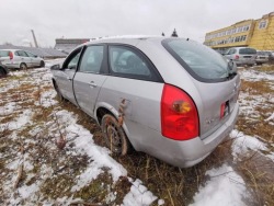 nissan PRIMERA шланг воды 2005 1.9л