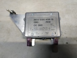 блок комфорта усилитель Антенна Audi A8 D3 8E0035456B