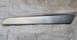 молдинг декоративная задних правый Audi A6 (4F2, C6) 4F0867420